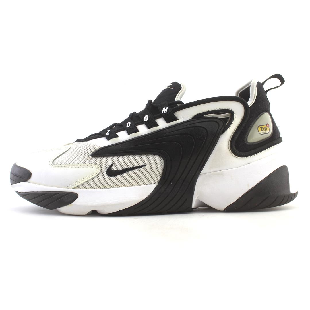NIKE  ZOOM 2K