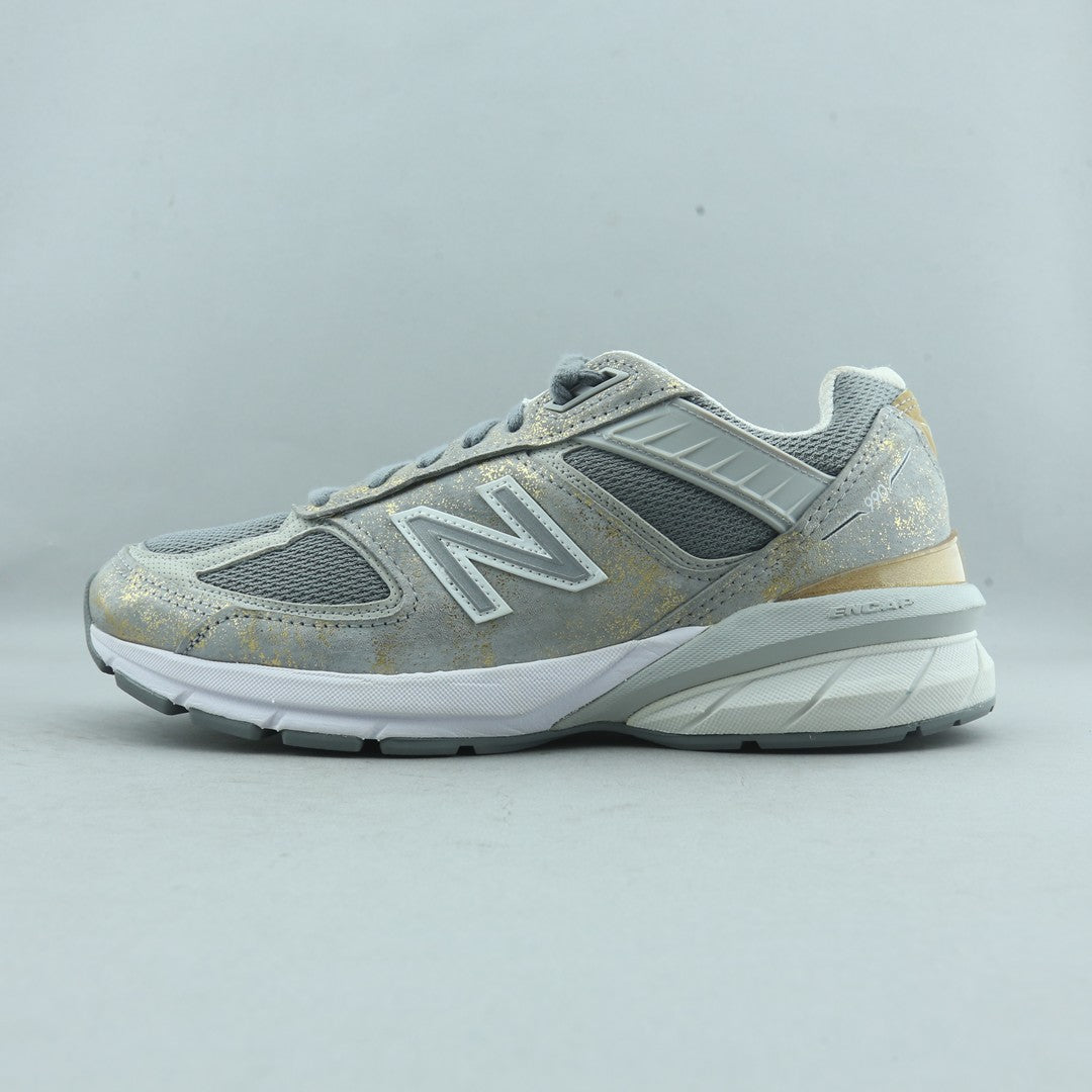NEW BALANCE 990V5