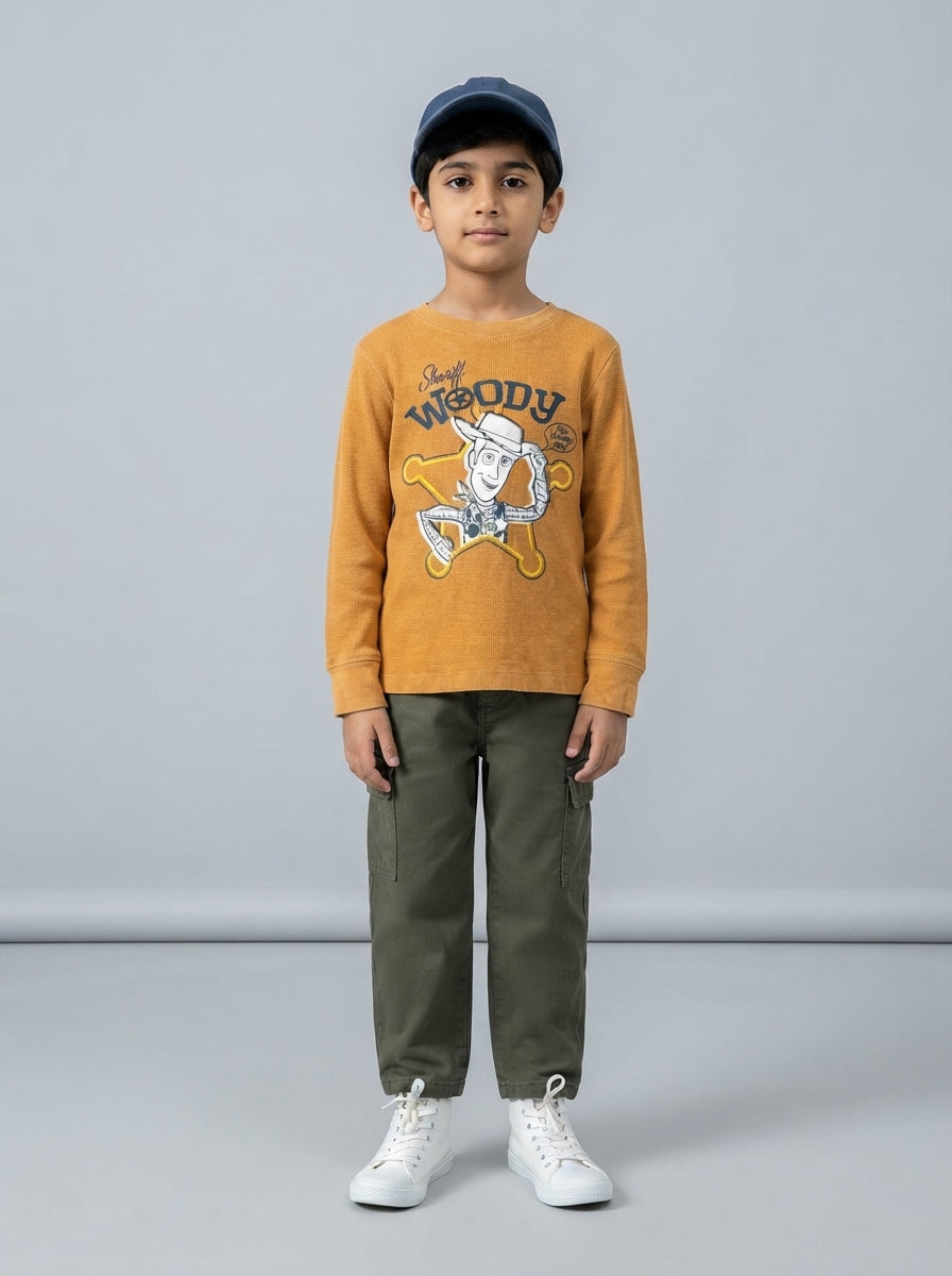 Preloved Disney boys' sweatshirt, size 5-6Y, worn by a model, styled