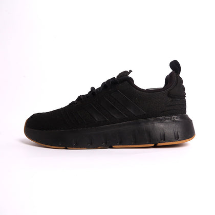 ADIDAS SWIFT RUN