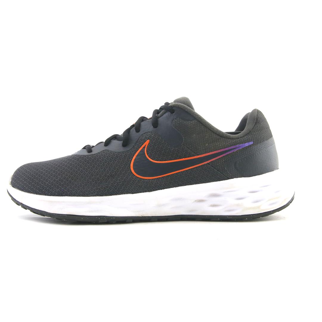 NIKE REVOLUTION 6