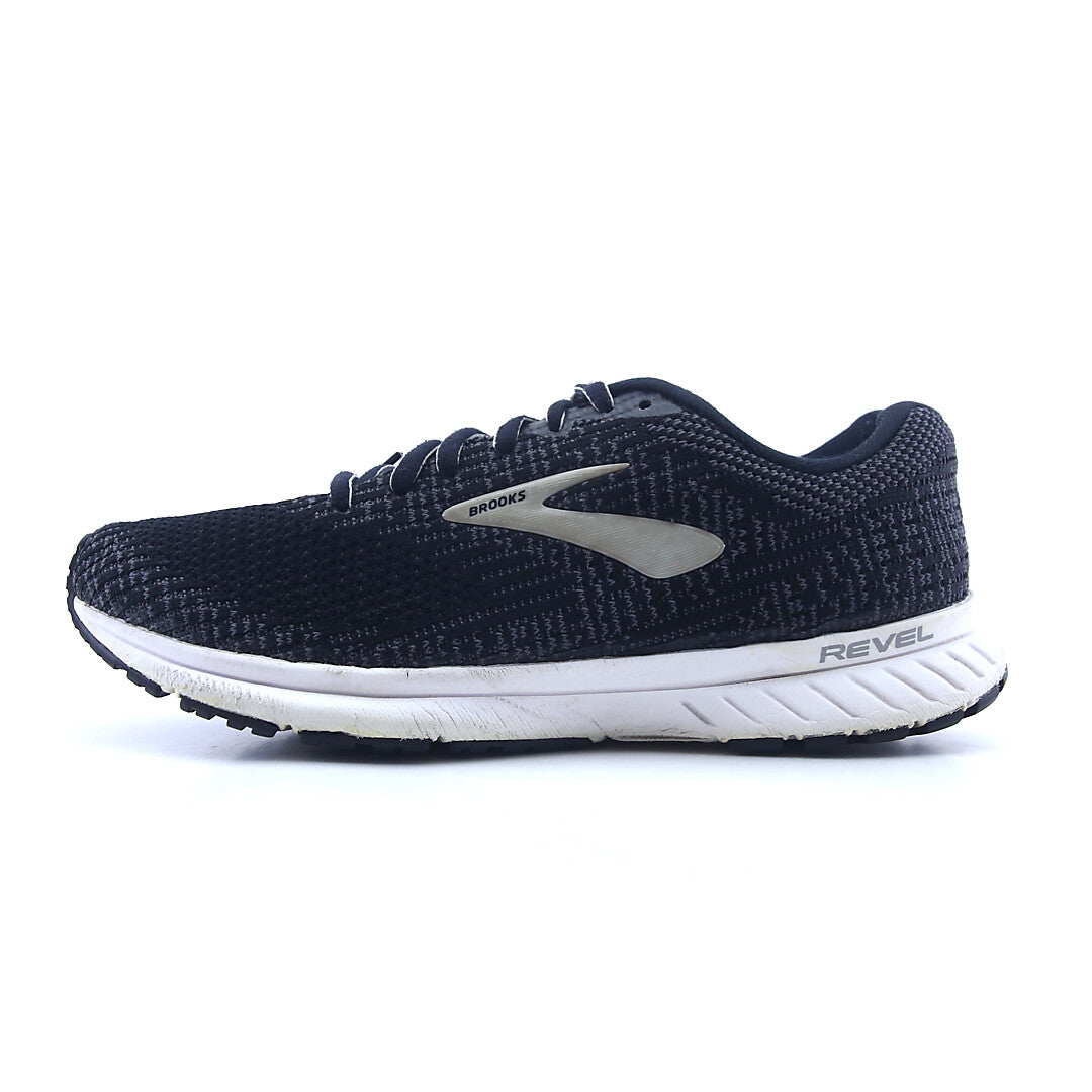BROOKS REVEL 3