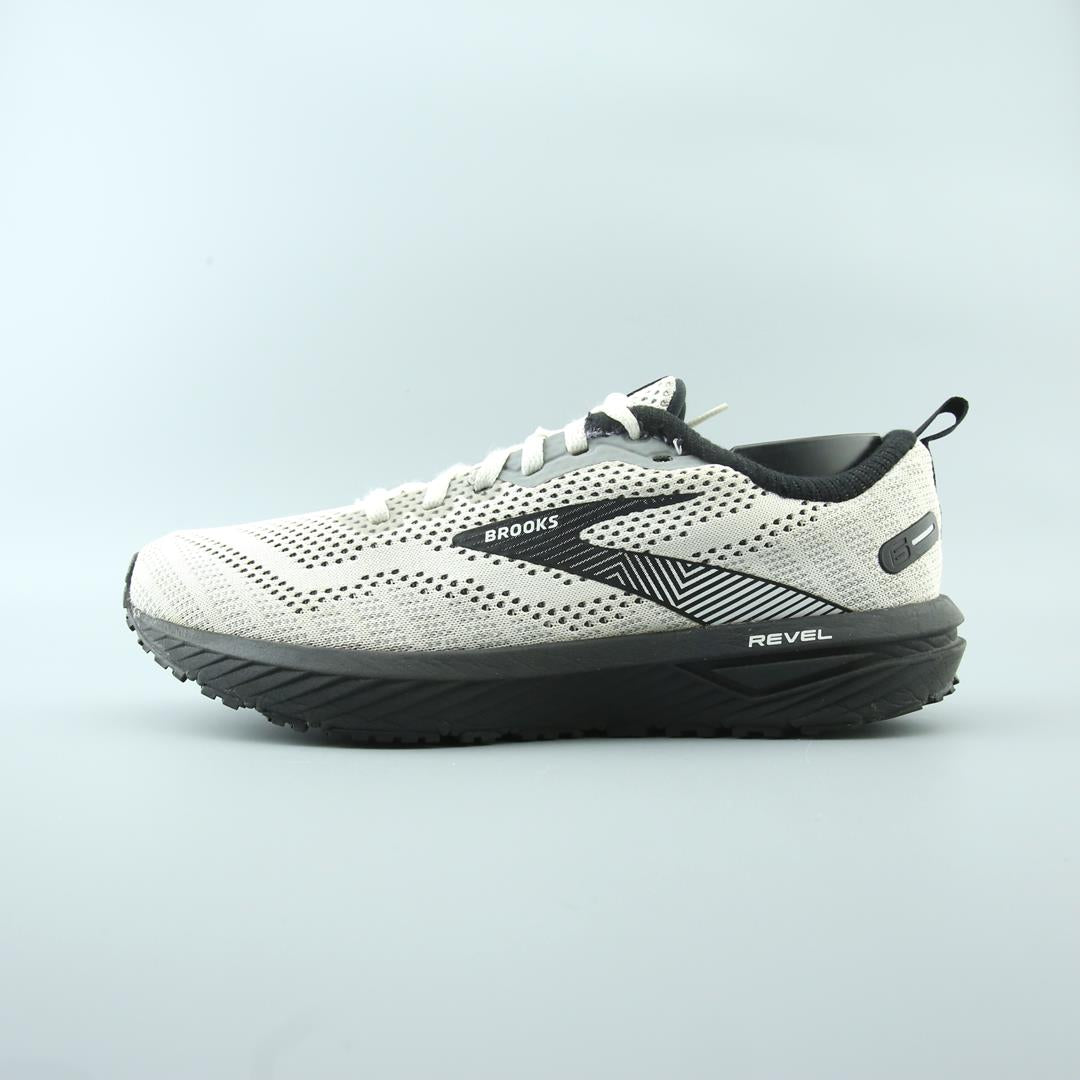 BROOKS REVEL 6