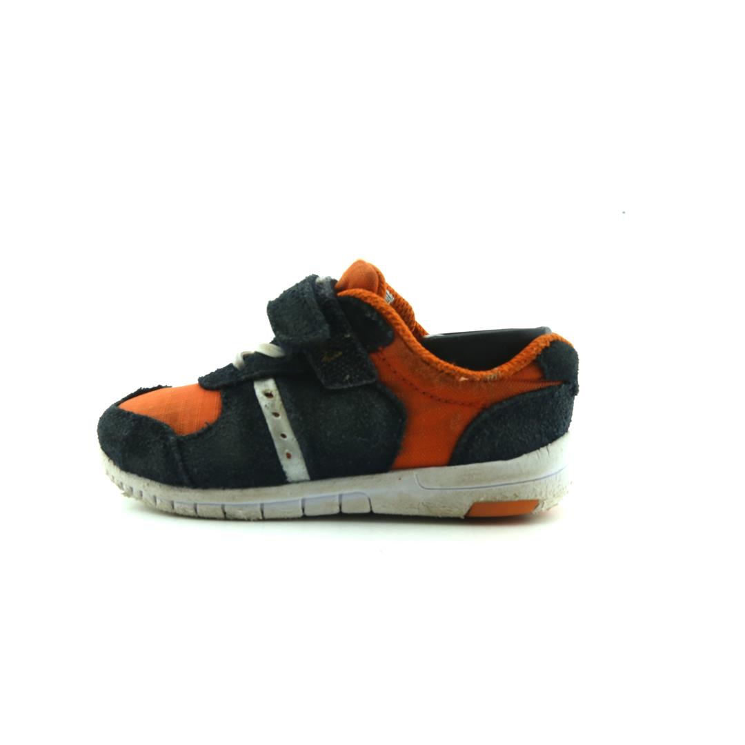 CLARKS .