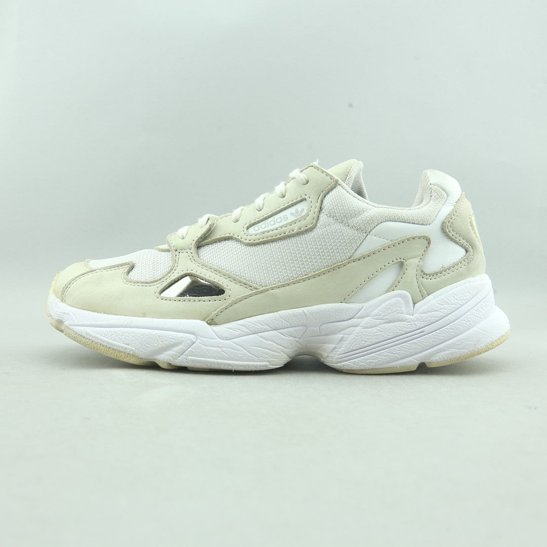 ADIDAS FALCON