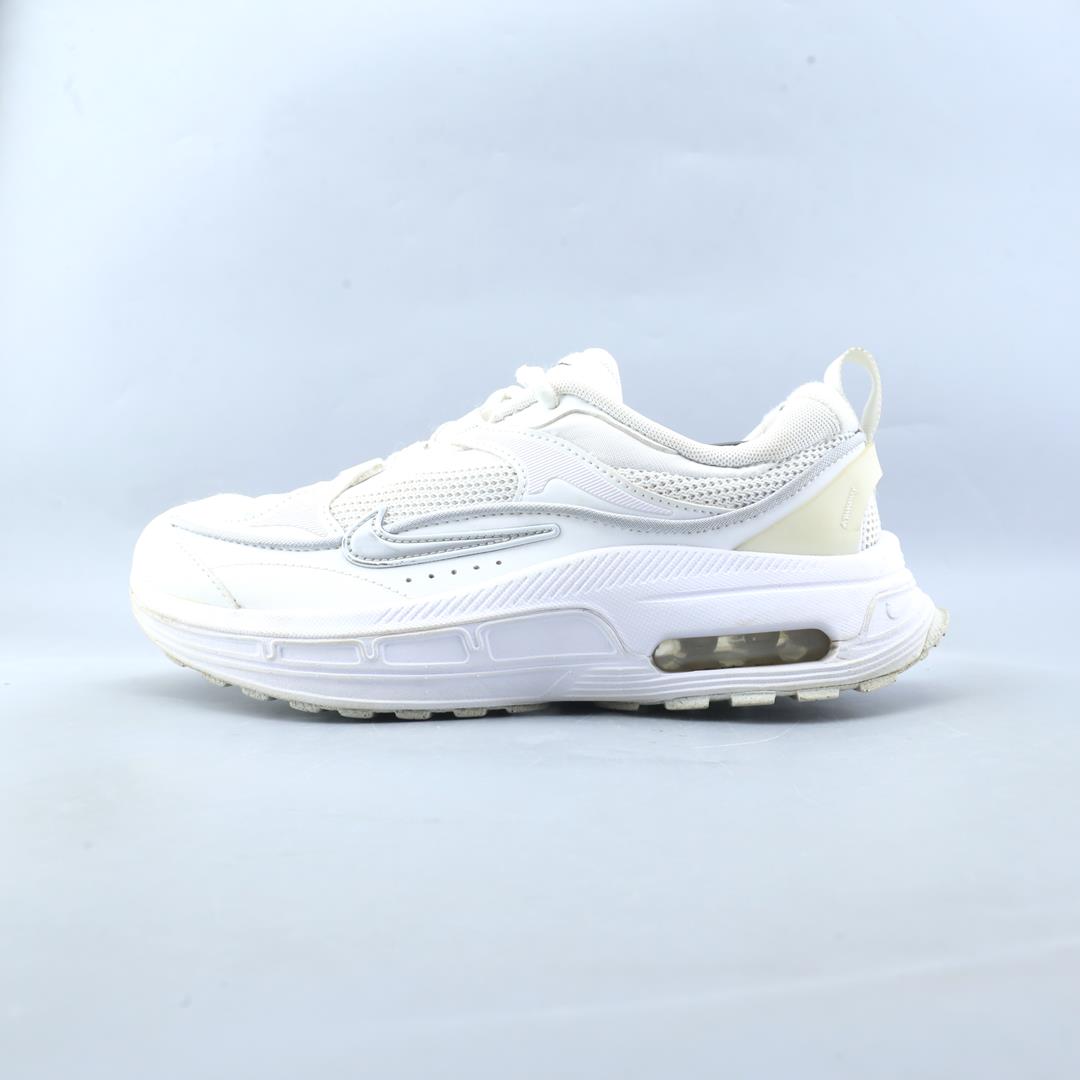 NIKE AIR MAX BLISS
