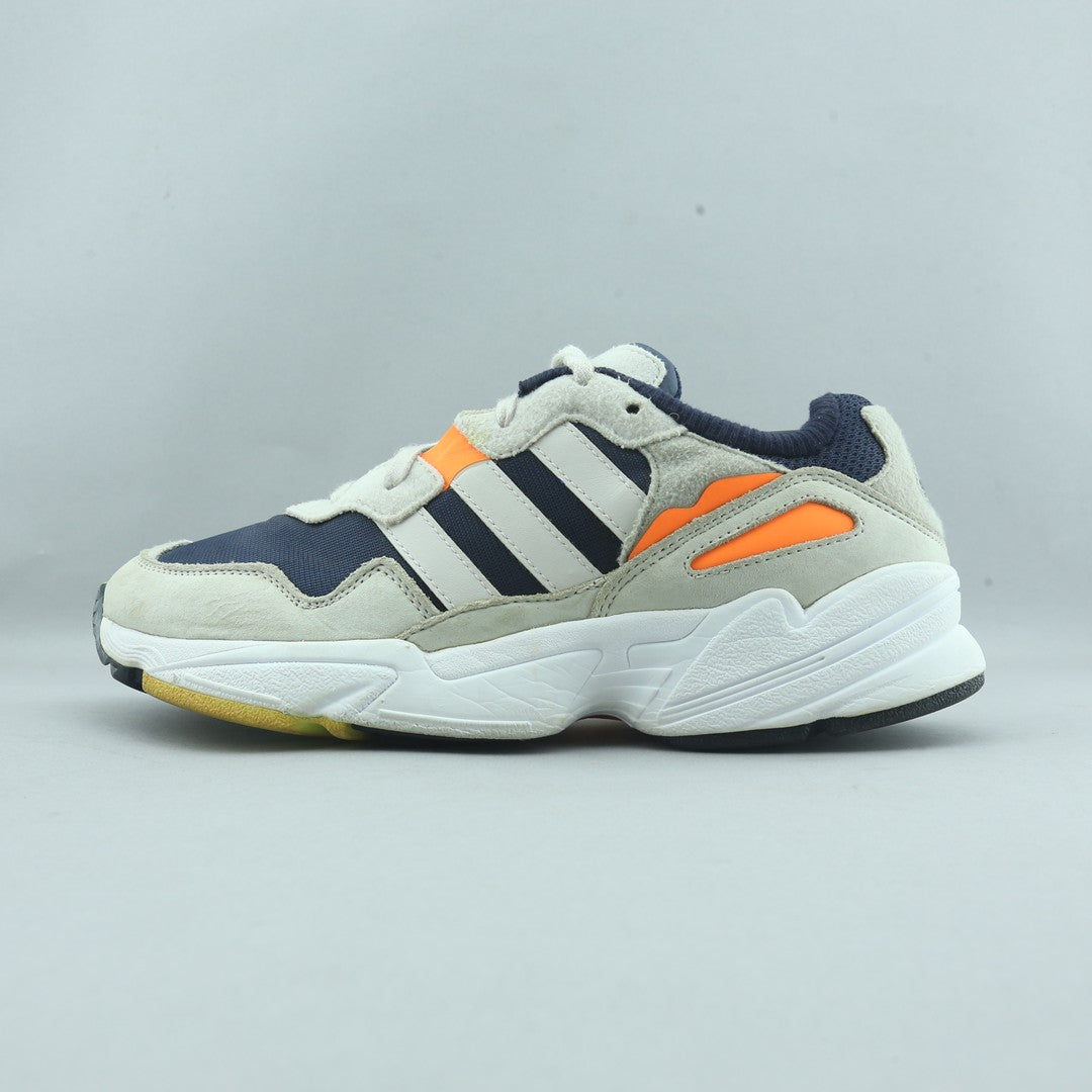 ADIDAS  YUNG-96