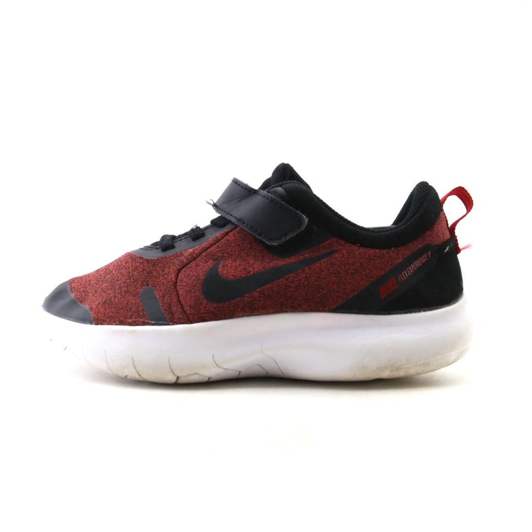 NIKE FLEX EXPERIENCE RN 8