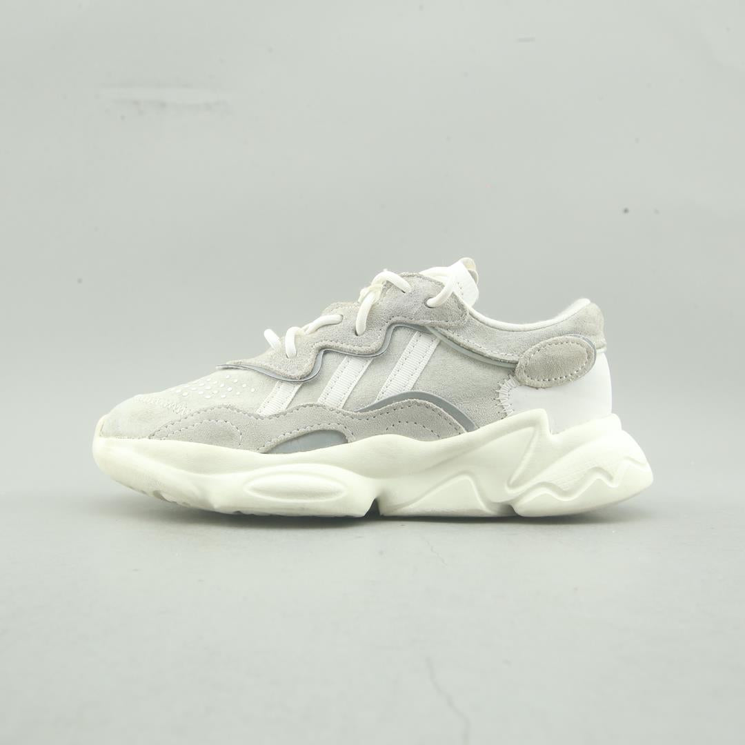 ADIDAS OZWEEGO