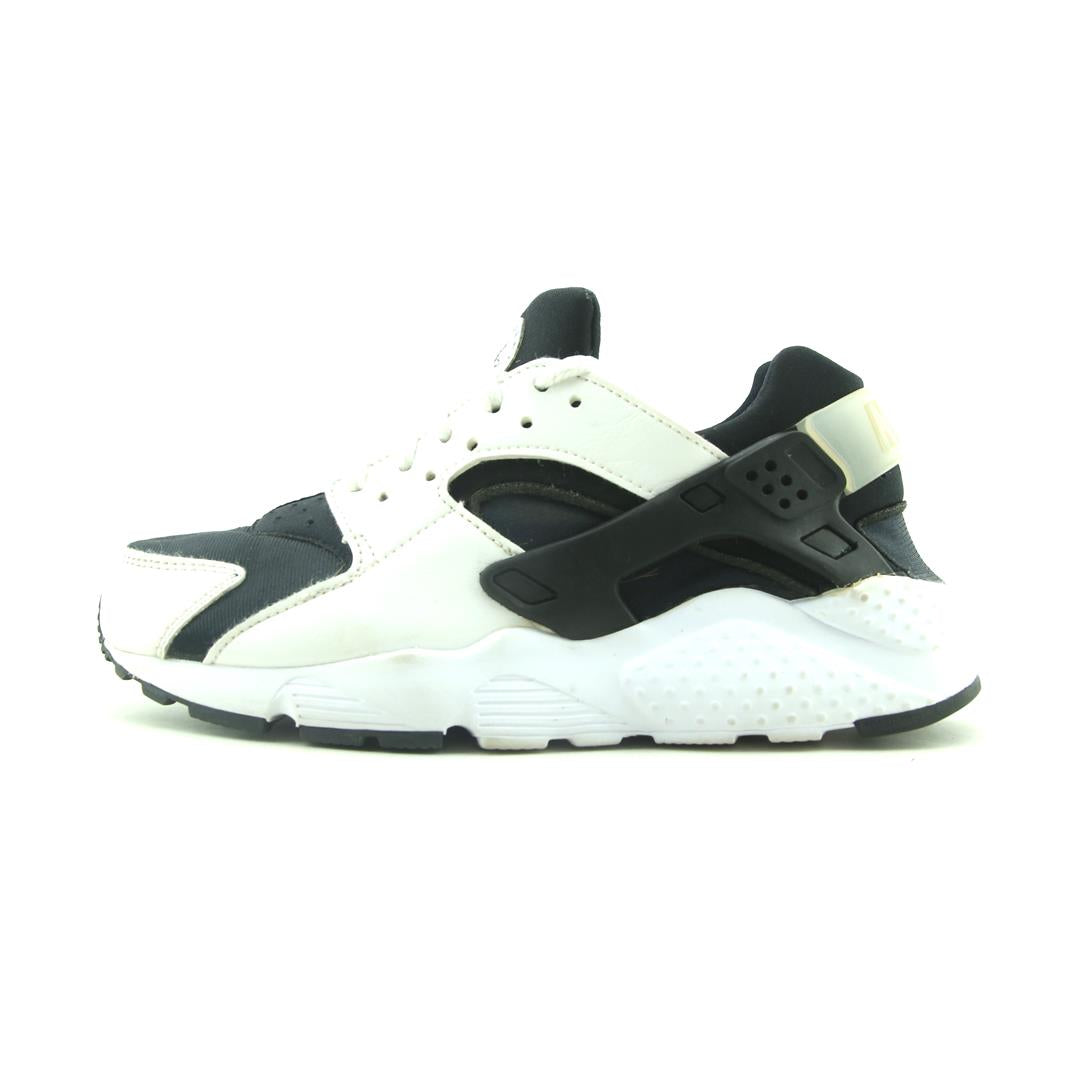 NIKE HUARACHE RUN