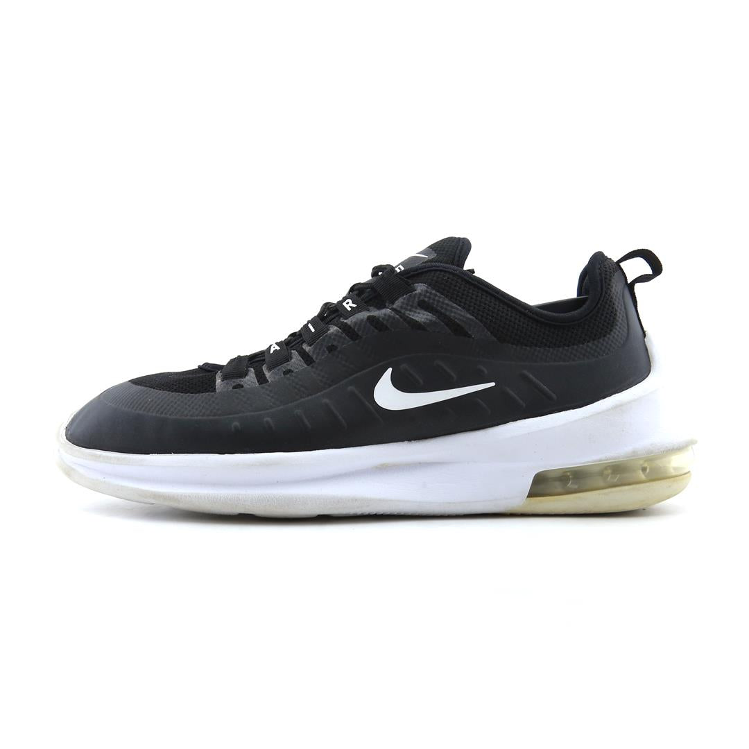 NIKE AIR MAX AXIS