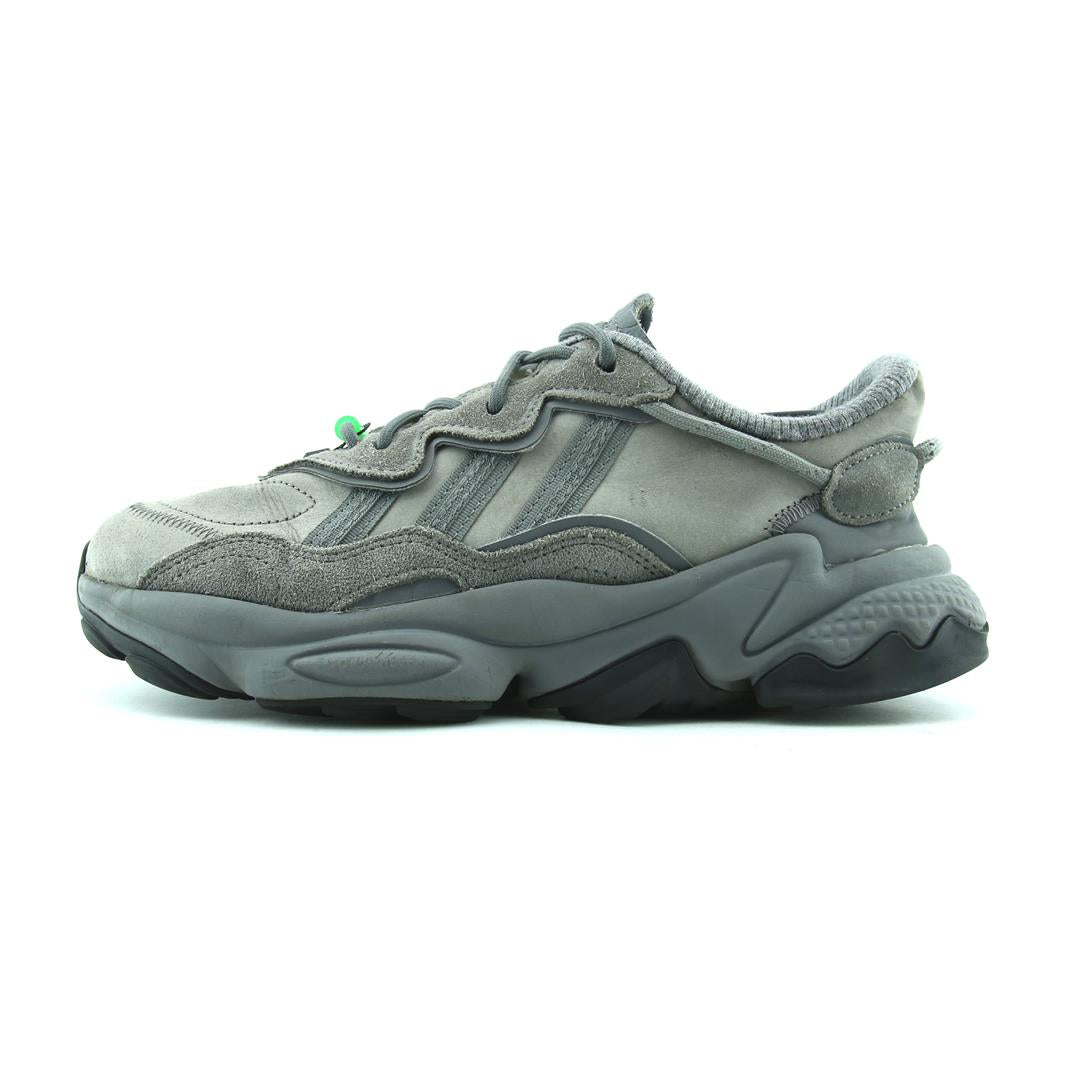 ADIDAS OZWEEGO