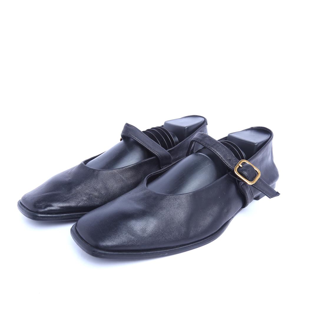 MASSIMO DUTTI  .