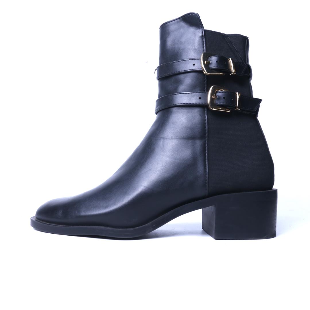 ZARA. .