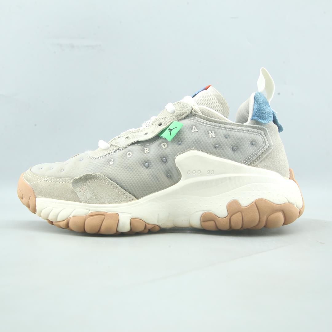 JORDAN  DELTA 2