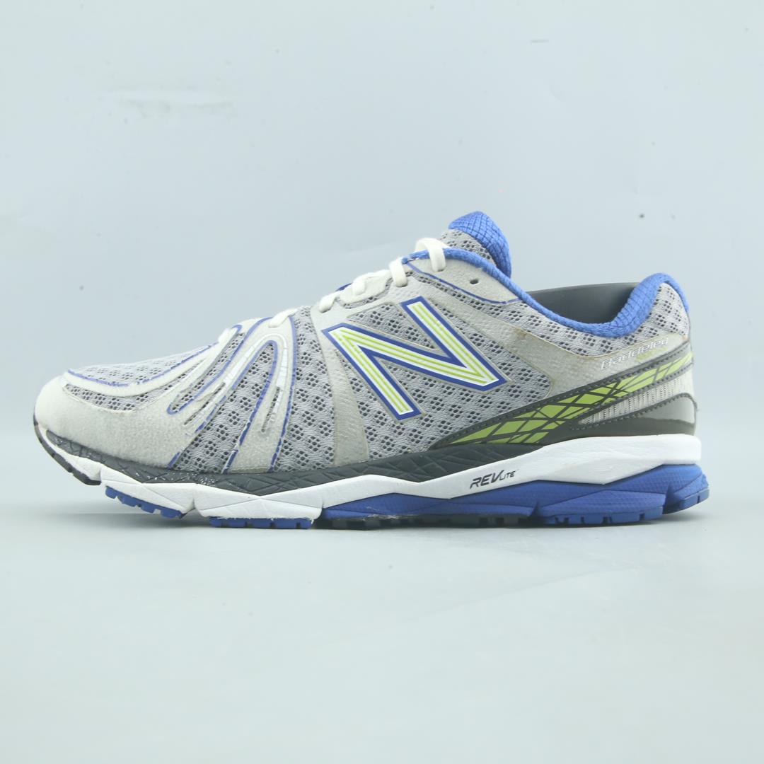 NEW BALANCE 890V2