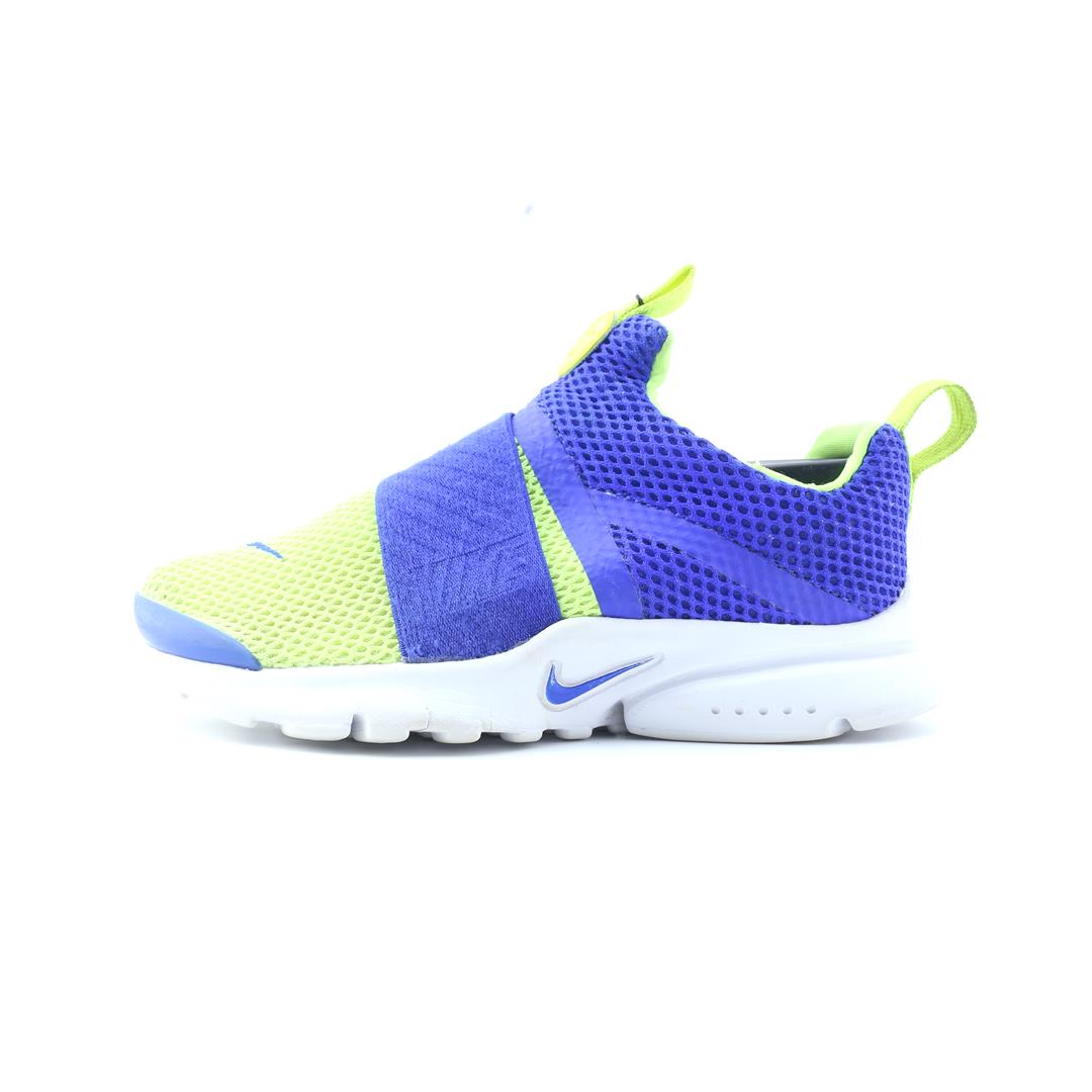 NIKE FLEX RUNNER