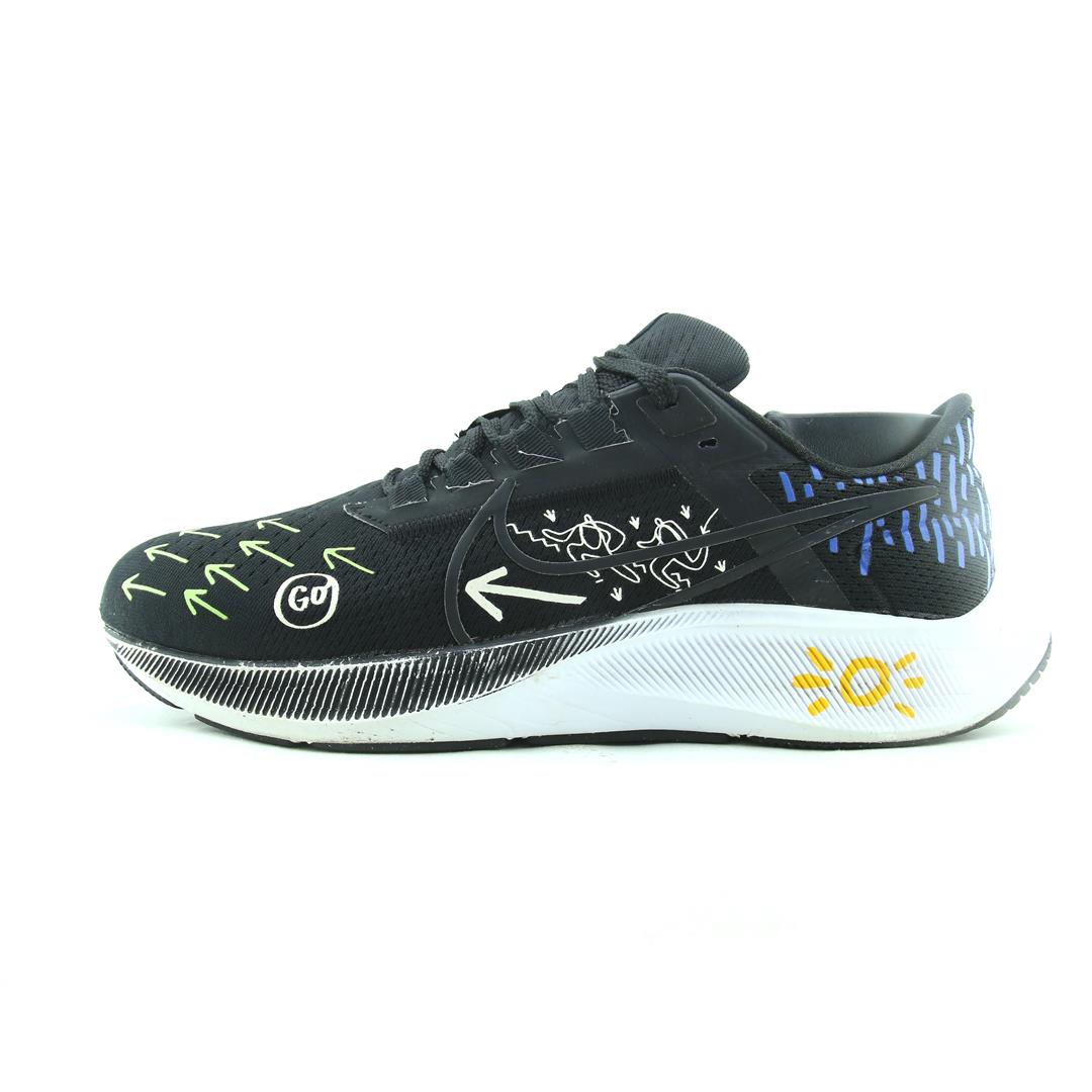 NIKE  AIR ZOOM PEGASUS 38