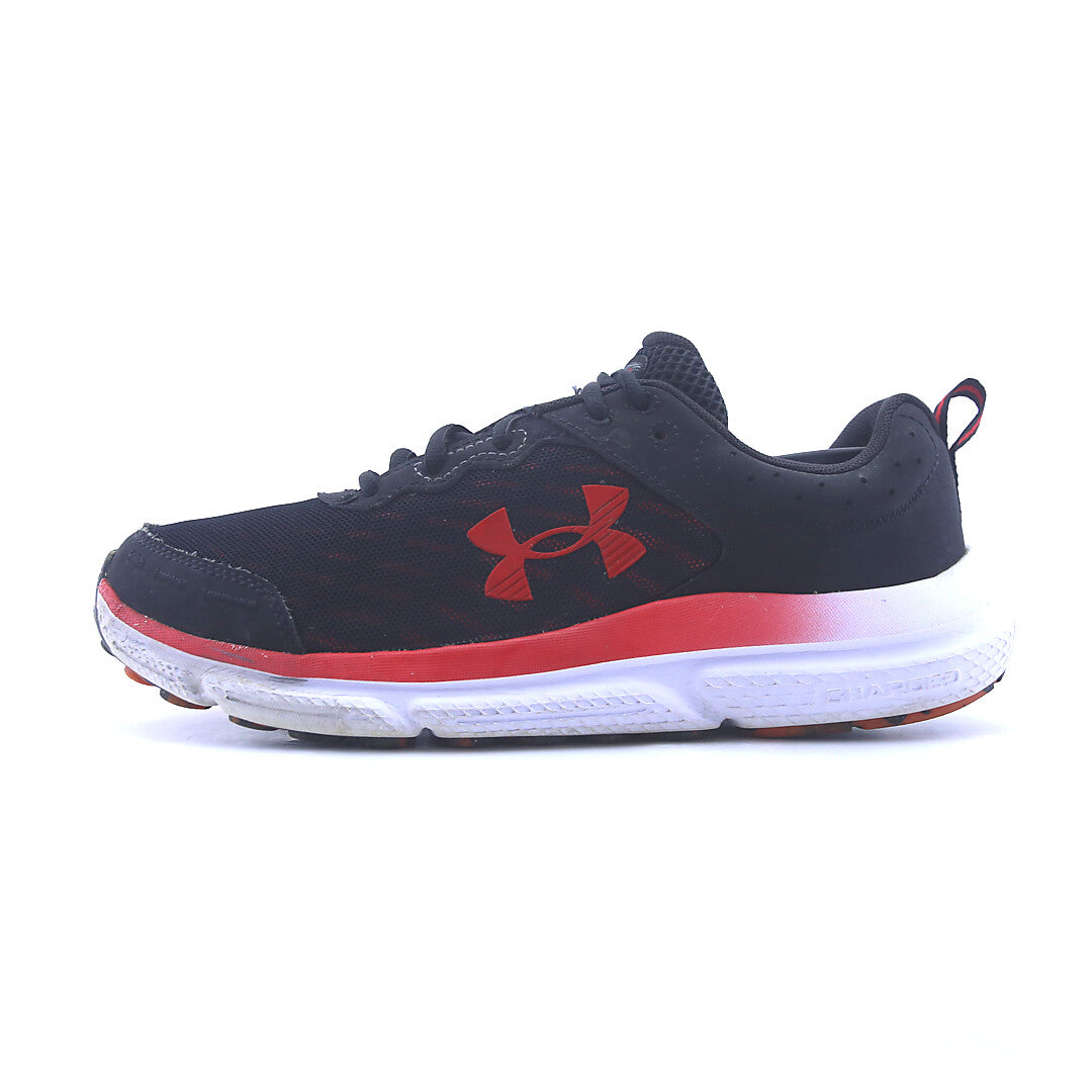 UNDER ARMOUR CHARGED ASSERT 10