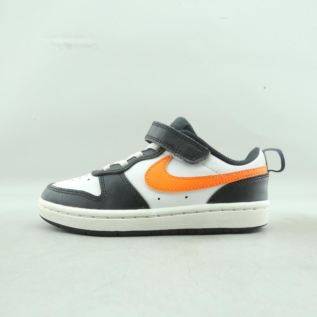NIKE COURT BROUGH LOW
