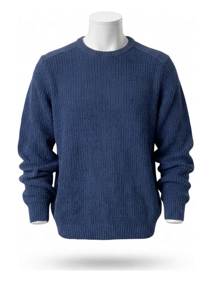 Preloved G.H. Bass & Co. men's sweater, size S, on a mannequin