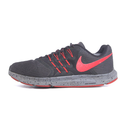 NIKE RUN SWIFT