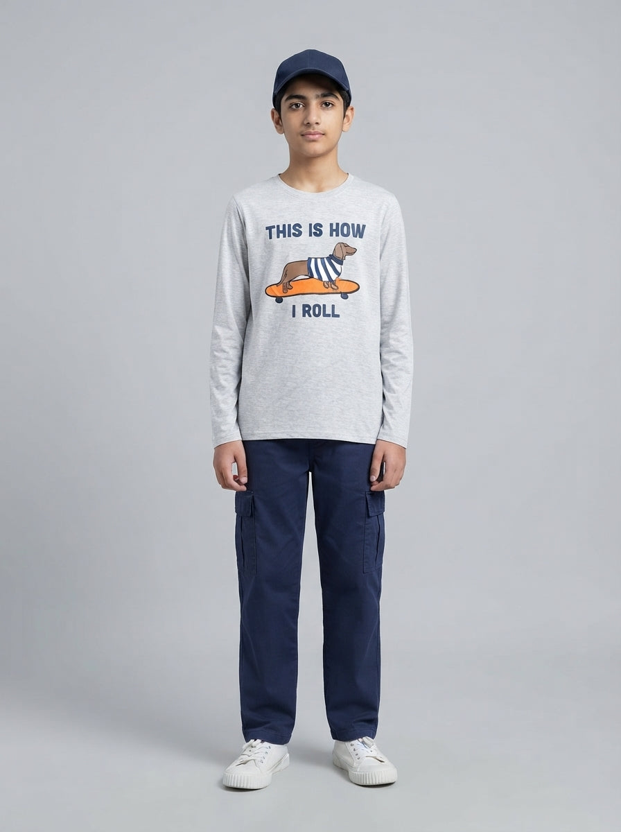 Preloved Kid Topia teen boys' basic t-shirt, size 14-16Y, worn by a model, styled