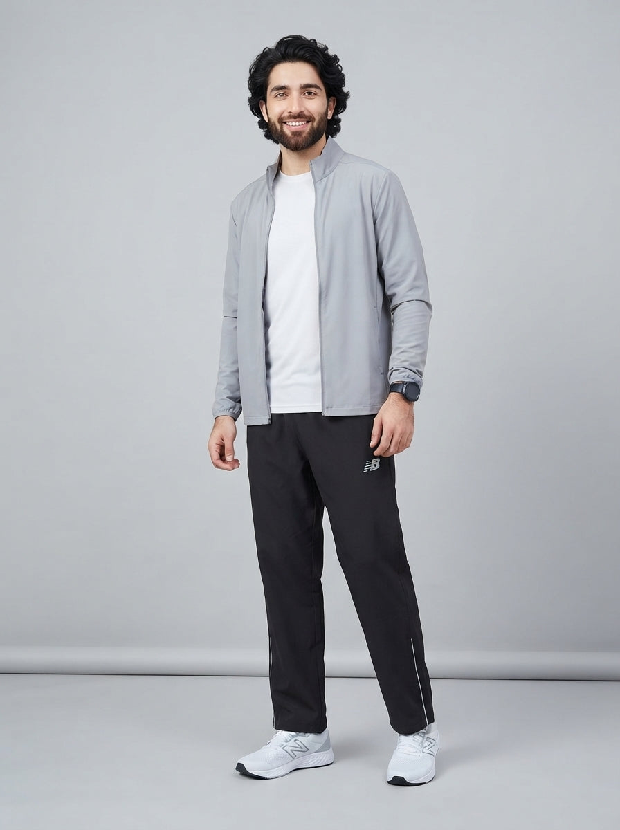 Preloved New Balance men's sports trouser, size S, worn by a model, styled