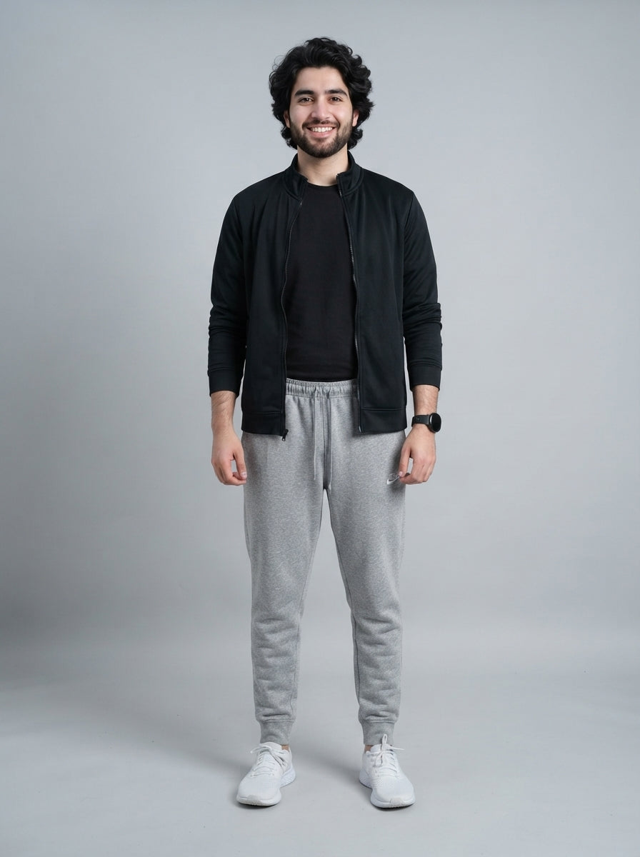 Preloved Nike men's sports trouser, size XL, worn by a model, styled