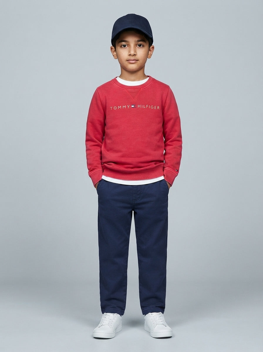 Preloved Tommy Hilfiger boys' sweatshirt, size 6-8Y, worn by a model, styled