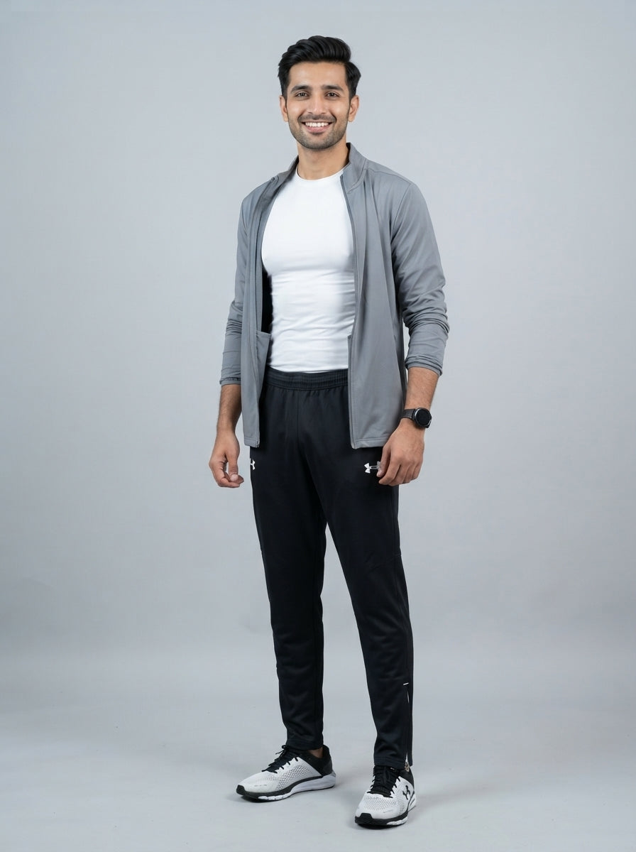 Preloved Under Armour men's sports trouser, size S, worn by a model, styled