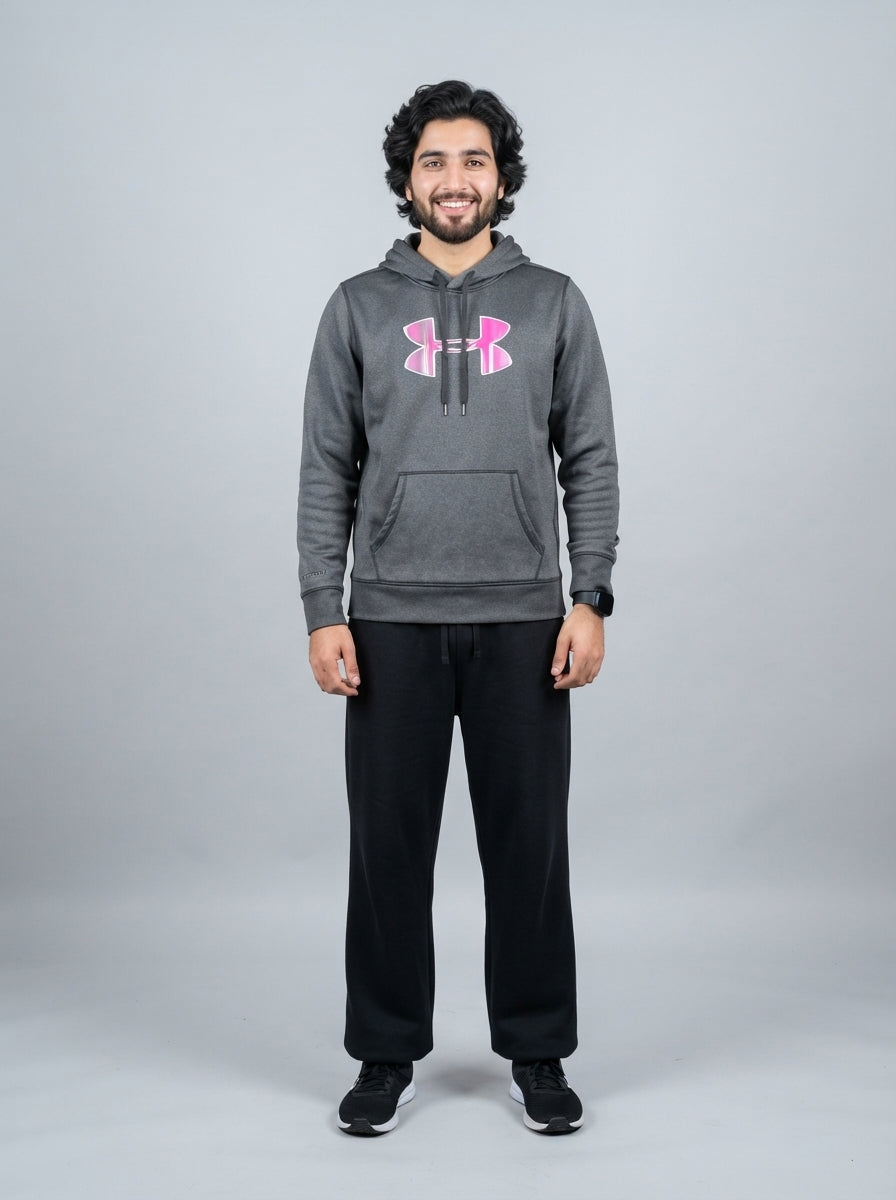 Preloved Under Armour men's sports hoodie, size XL, worn by a model, styled