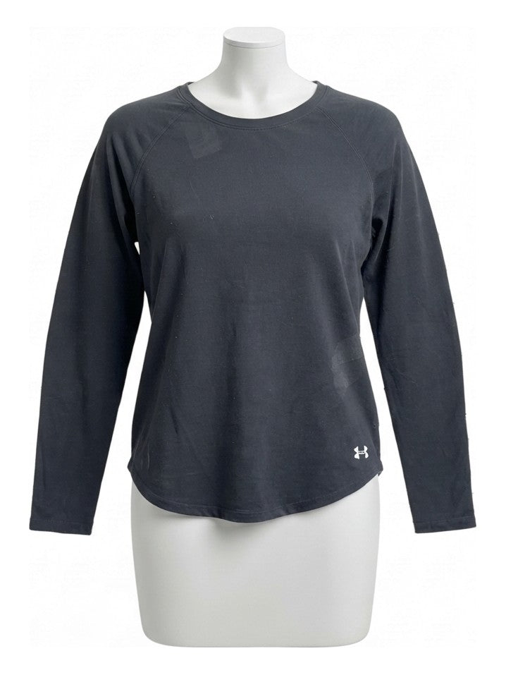 Preloved Under Armour women's sports t-shirt, size S, on a mannequin