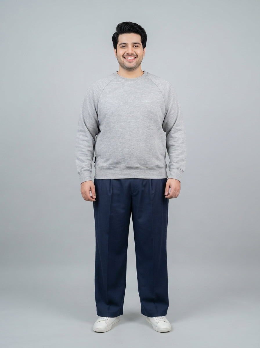 Preloved Uniqlo men's sweatshirt, size 3XL, worn by a model, styled
