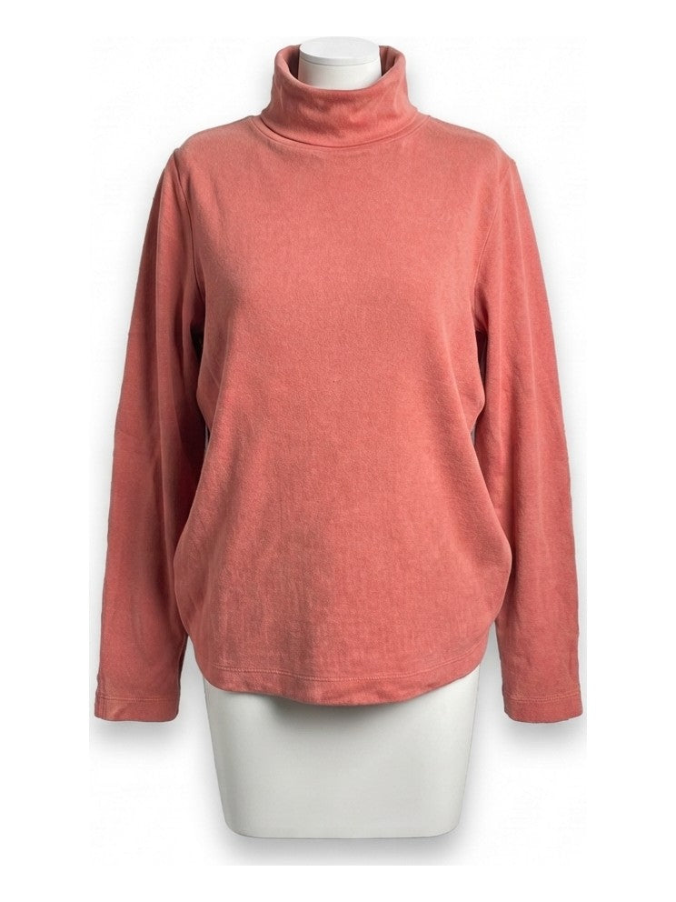 Preloved Uniqlo women's turtleneck, size XS, on a mannequin