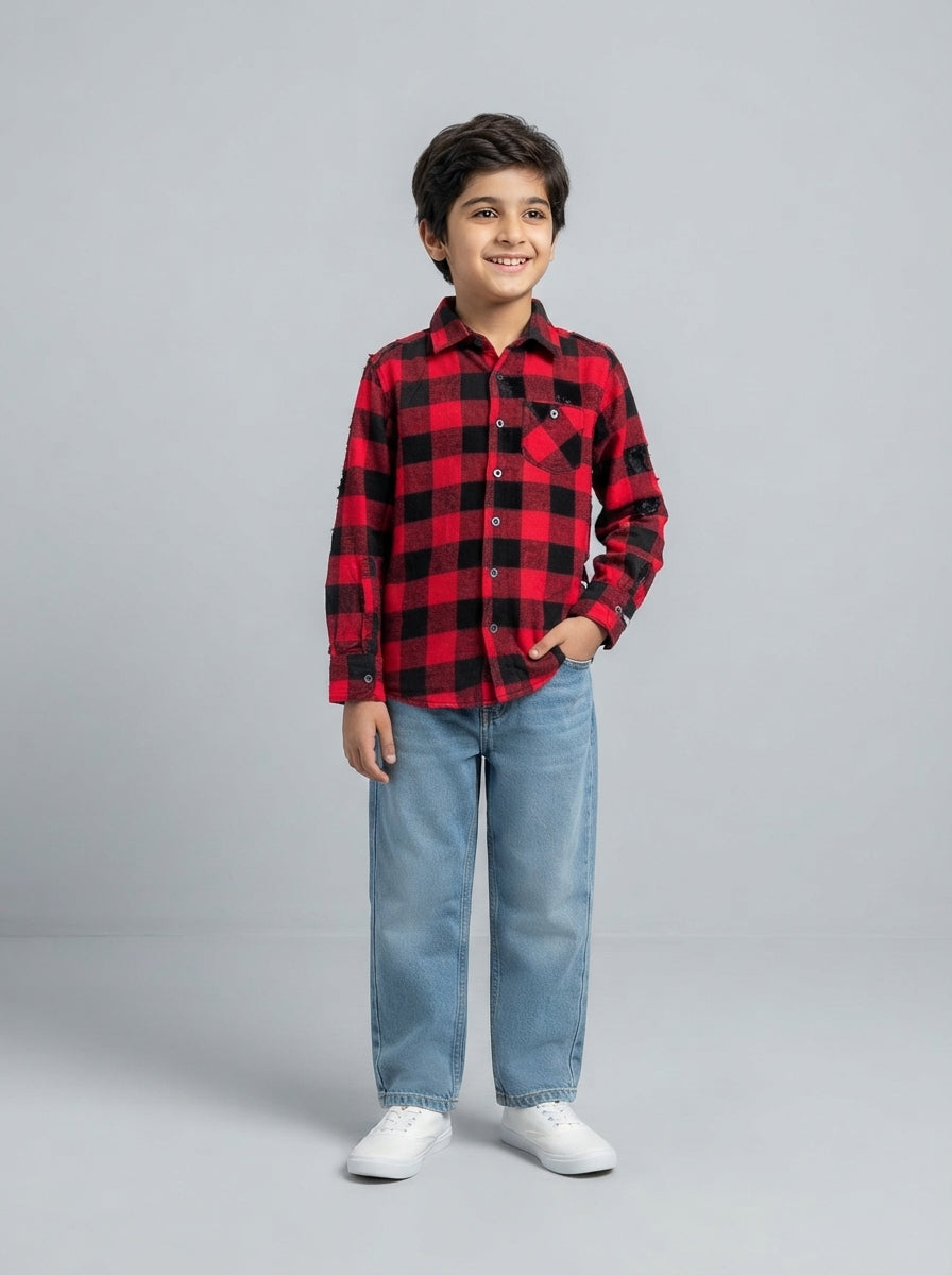 Preloved Wonder nation boys' shirt, size 6-8Y, worn by a model, styled