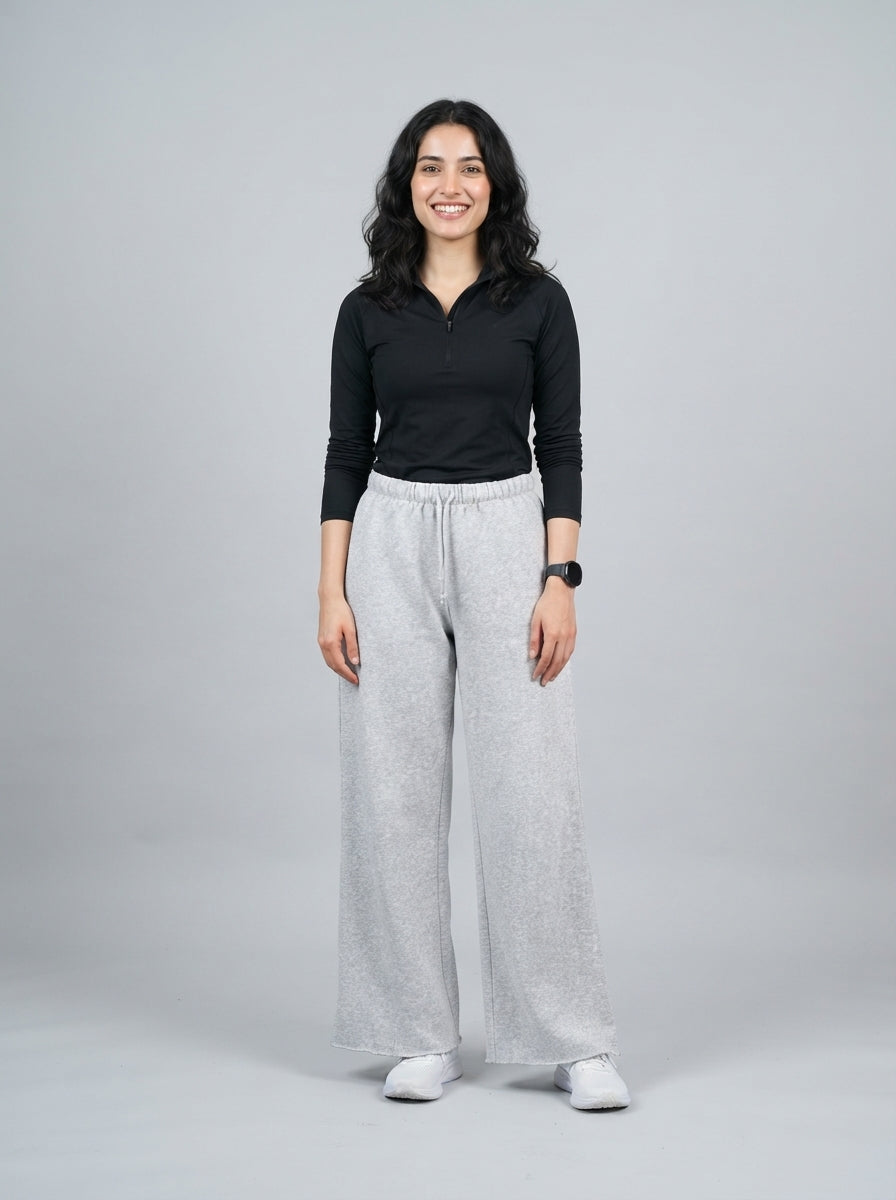 Preloved Zara women's casual trouser, size M, worn by a model, styled
