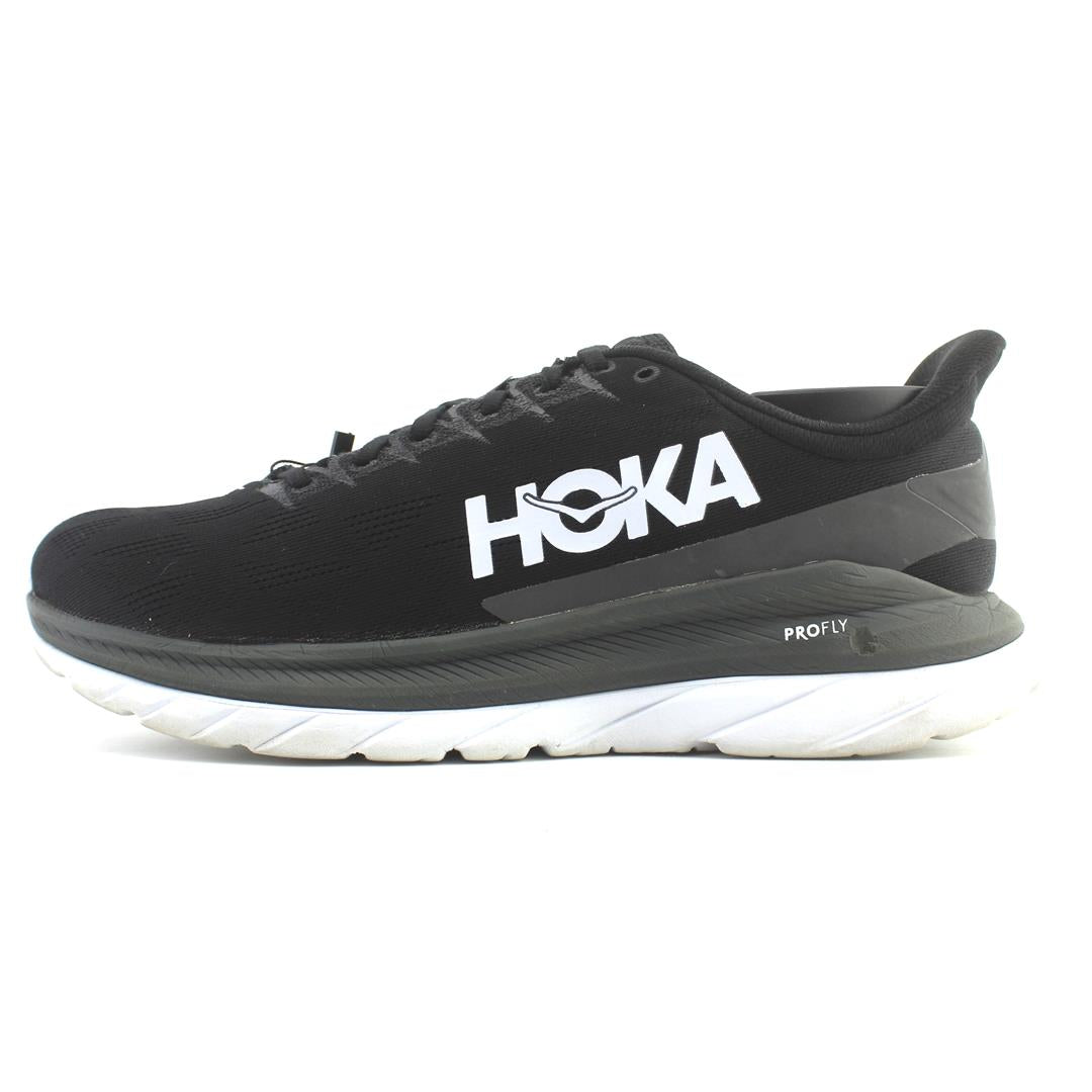 HOKA ONE ONE  MACH 4