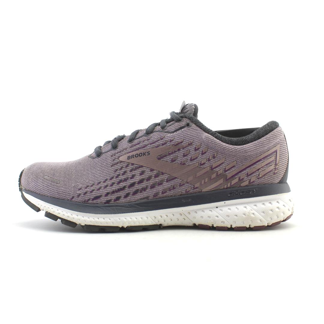 BROOKS GHOST 13