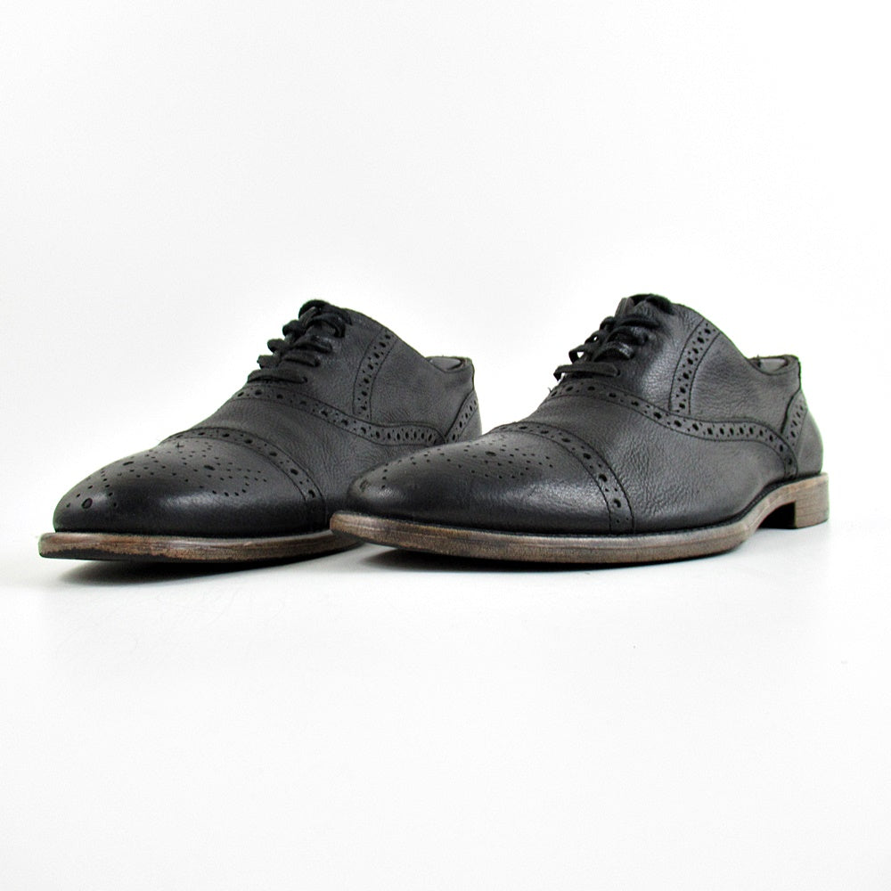 ASTON GREY - Khazanay