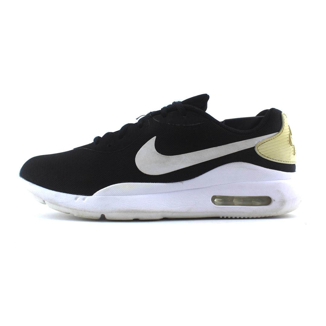 NIKE AIR MAX OKETO