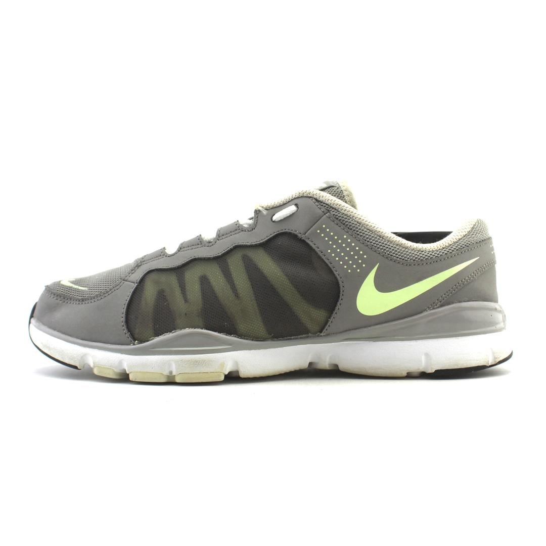 NIKE FLEX TR 2