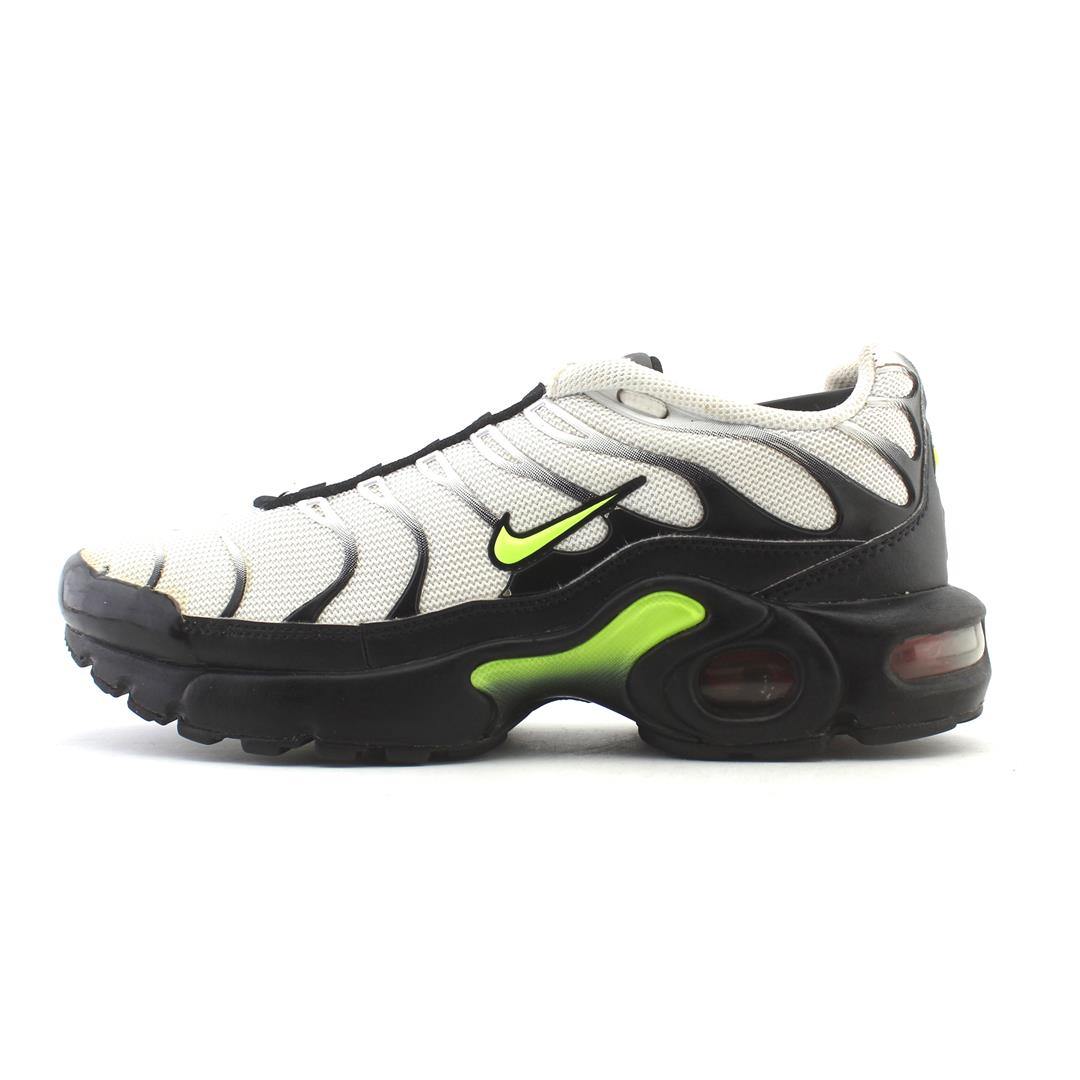 NIKE AIR MAX PLUS RF
