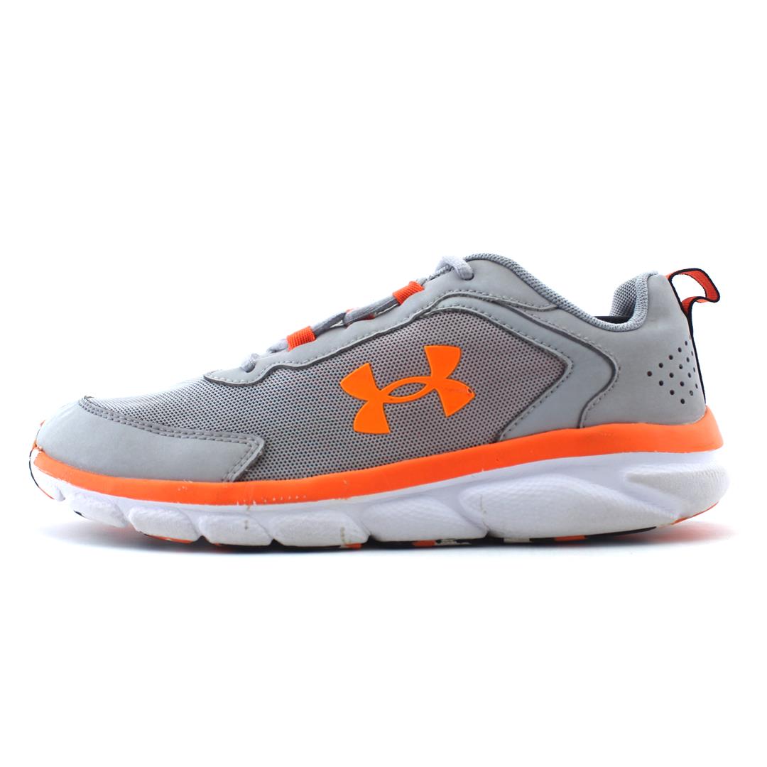 UNDER ARMOUR CHARGED ASSERT 8