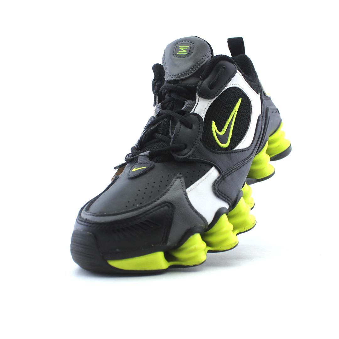 nike shox tl nova sneaker