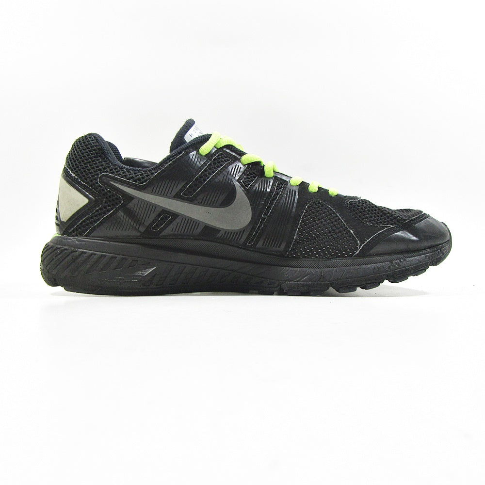 nike structure 16