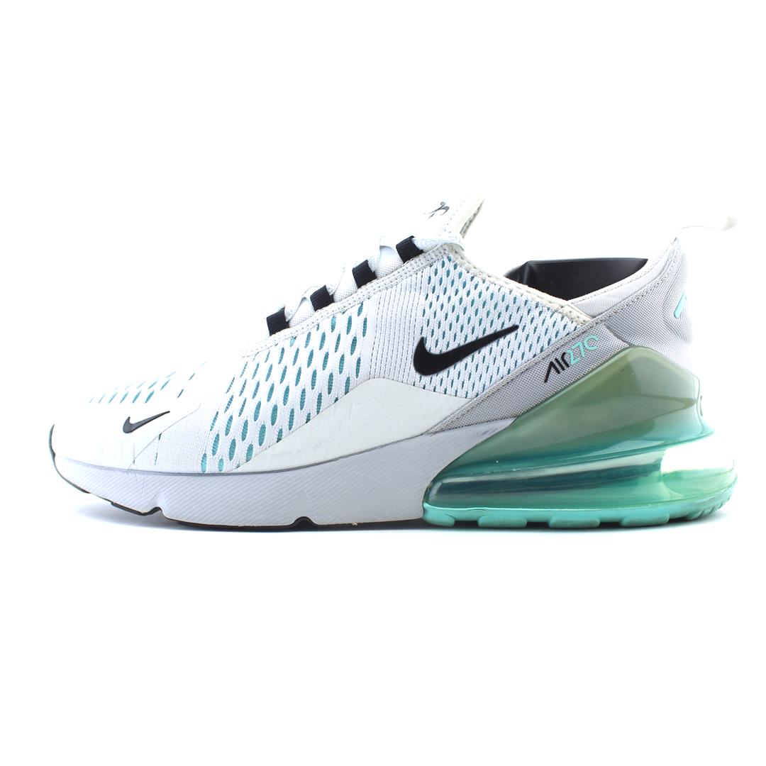 NIKE AIR MAX 270