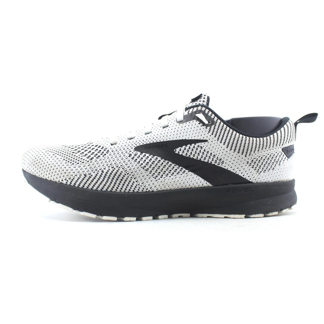BROOKS REVEL 5
