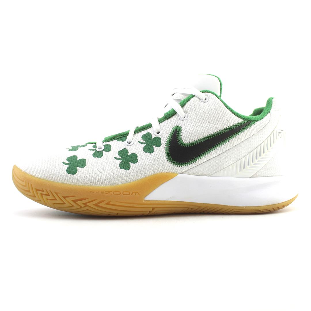 NIKE KYRIE FLYTRAP 2