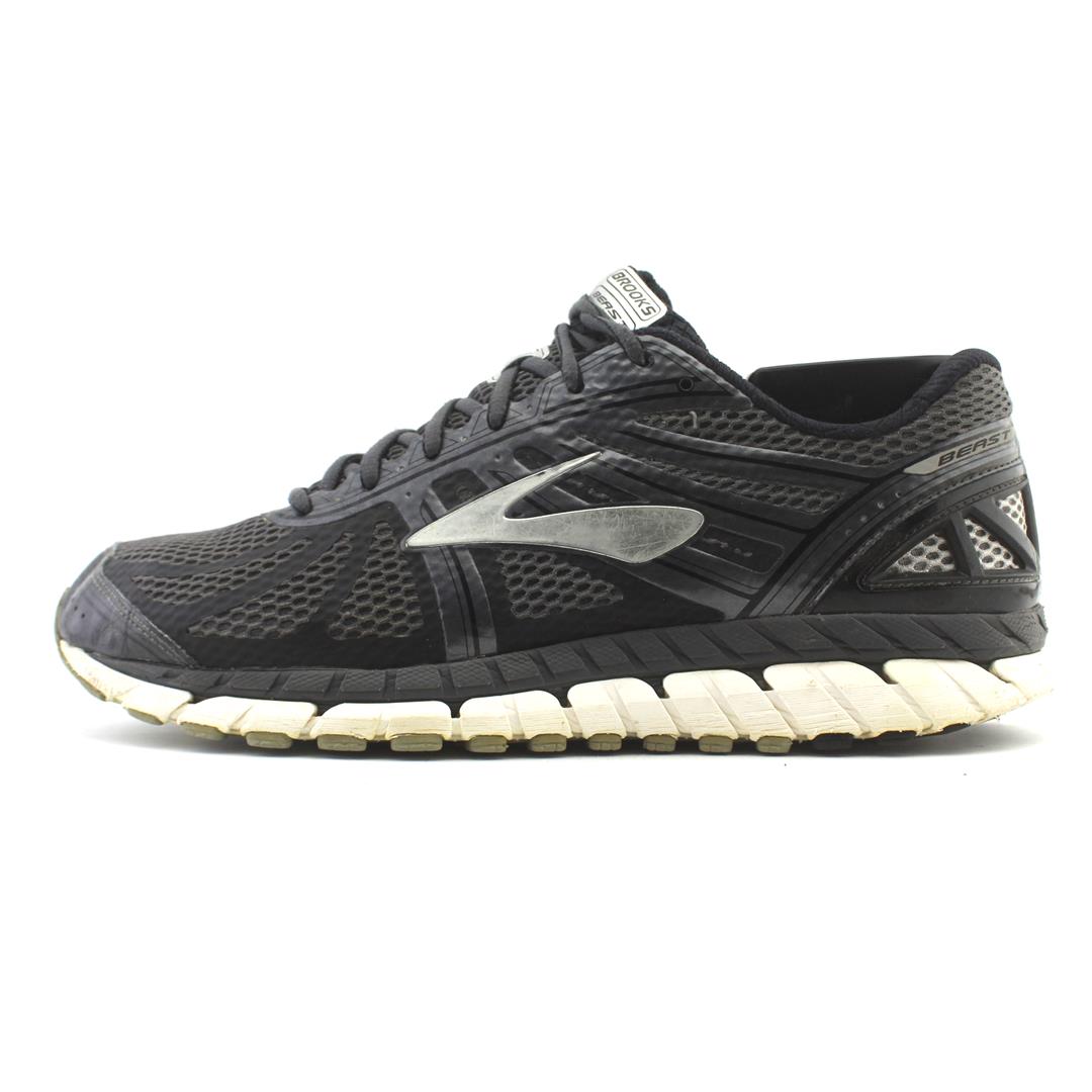 BROOKS BEAST 16